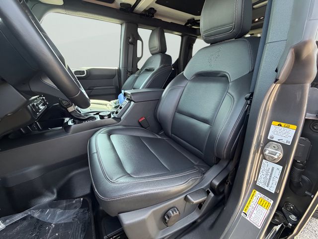 Used 2025 Gray Metallic Ford Badlands image 11