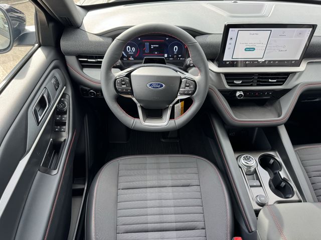 New 2026 Gray Ford ST-Line image 13