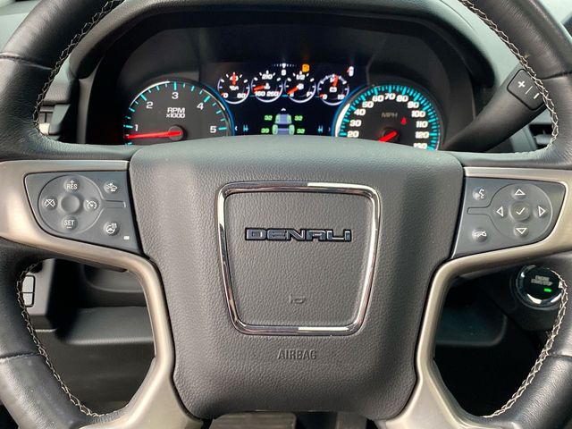 2019 GMC Yukon Denali 11