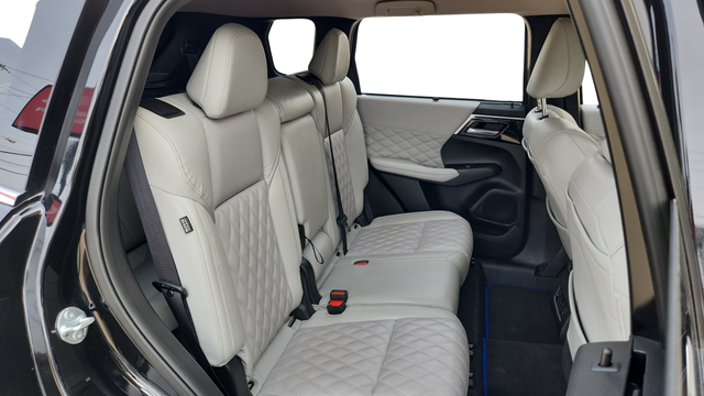 2024 Mitsubishi Outlander PHEV