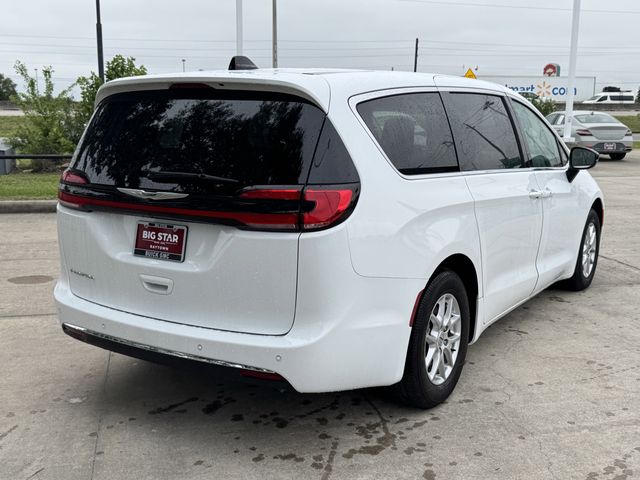2024 Chrysler Pacifica Touring L White at Community Honda