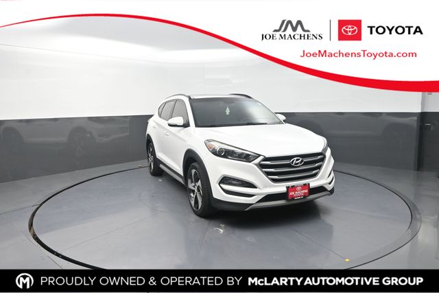 Dazzling White 2018 Hyundai Tucson 1.6T Value FWD SUV / Crossover Front-Wheel Drive 7-Speed Automatic