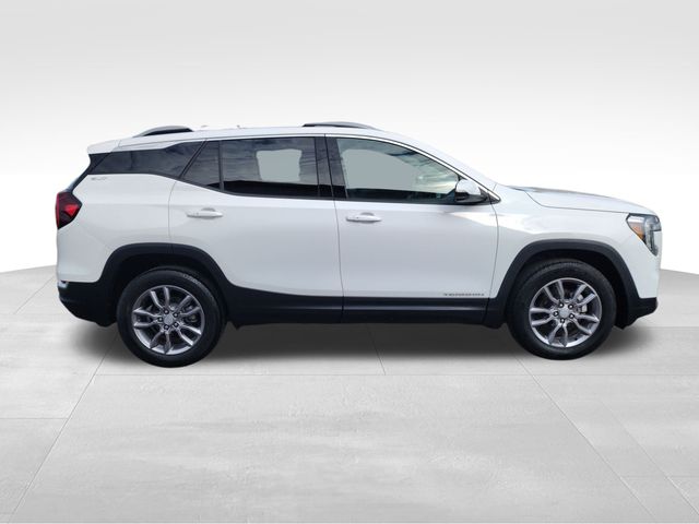 2022 GMC Terrain SLT photo