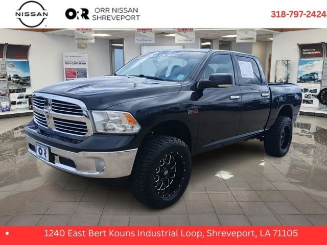 2015 RAM 1500 Lone Star Crew Cab 4WD