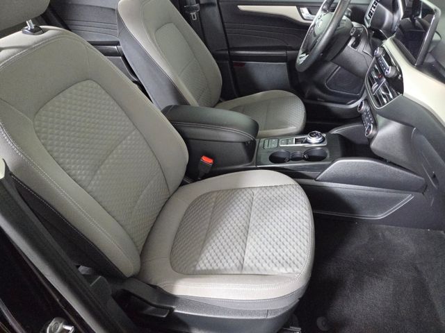 2021 Ford Escape SE photo 26