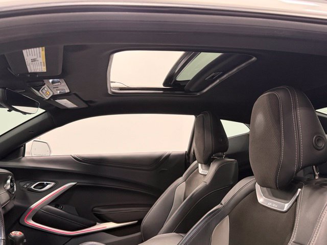 Used 2022 White Chevrolet SS image 31