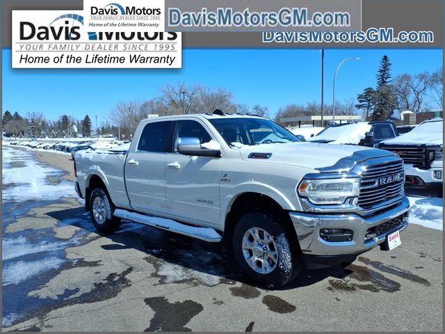 2022 RAM 3500 Laramie Crew Cab 4WD