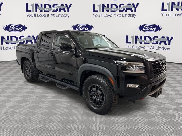 2022 Nissan Frontier PRO-4X Crew Cab 4WD