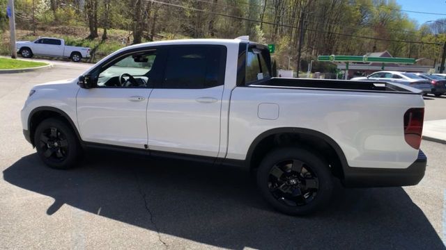 2025 Honda Ridgeline Black Edition 7