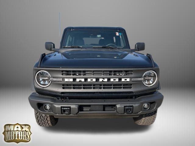 2024 Ford Bronco Black Diamond 2