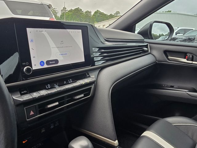 2025 Toyota Camry SE:169133B