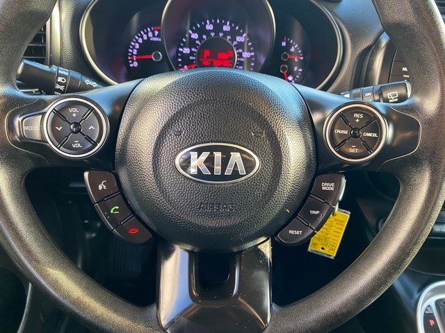 Used 2019 Silver Kia Plus image 9