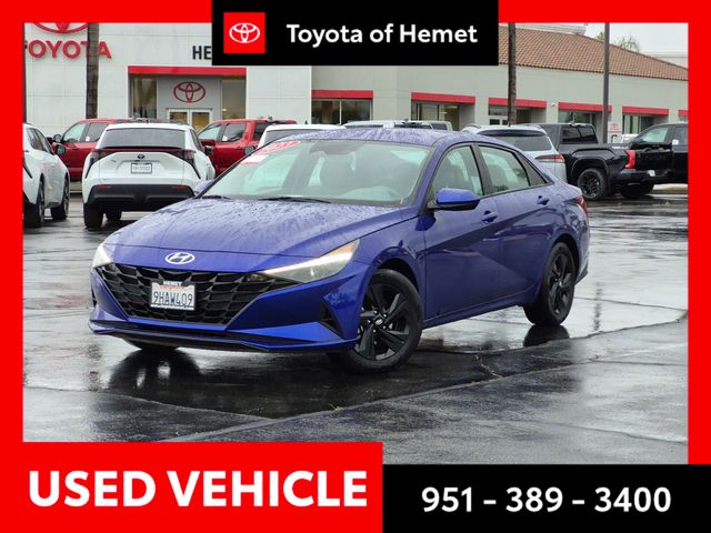 2023 Hyundai Elantra SEL FWD