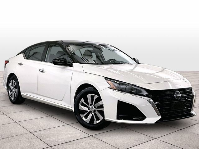 2023 Nissan Altima 2.5 S White at Grove City Ford