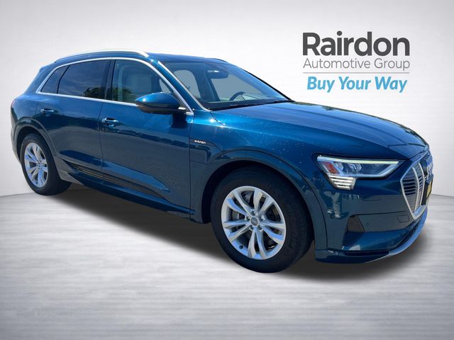 Galaxy Blue Metallic 2019 Audi e-tron Prestige quattro AWD SUV / Crossover All-Wheel Drive Automatic