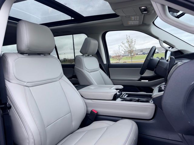 2025 Ford Expedition Active MAX