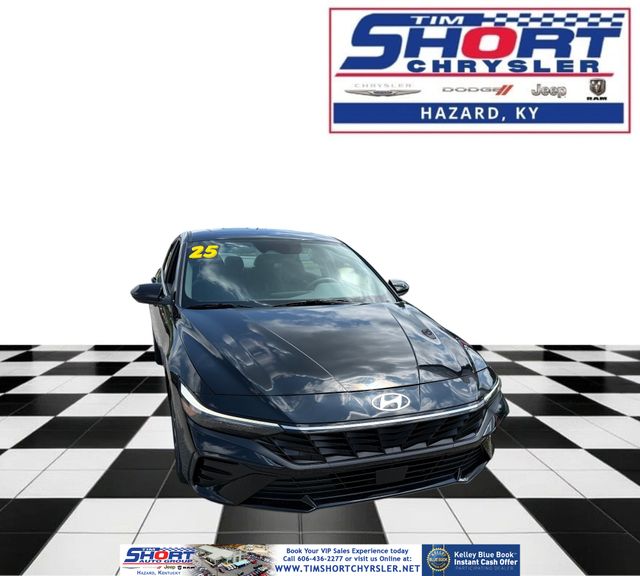 2025 Hyundai Elantra SEL Convenience FWD