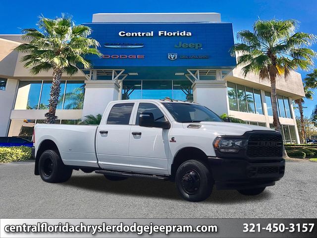 2024 RAM 3500 Blanco (Bright White Clearcoat) Camioneta Todo terreno 6 velocidades Automática