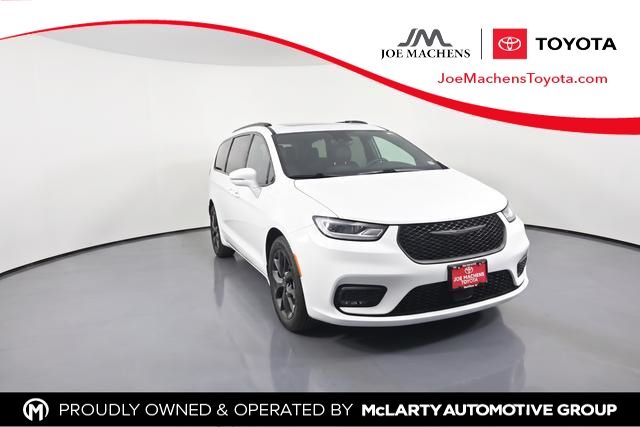 2022 Chrysler Pacifica Limited AWD