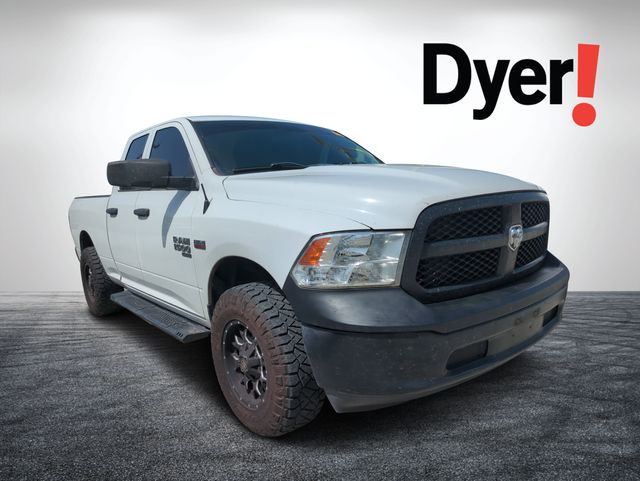 Bright White Clearcoat 2019 RAM 1500 Pickup Truck 4X2 8-Speed Automatic