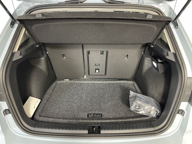 New 2026 Volkswagen Taos 1.5T SE For Sale in Bremerton, WA