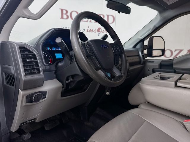 2019 Oxford White Ford Super Duty F-350 SRW XL 4X4 Truck