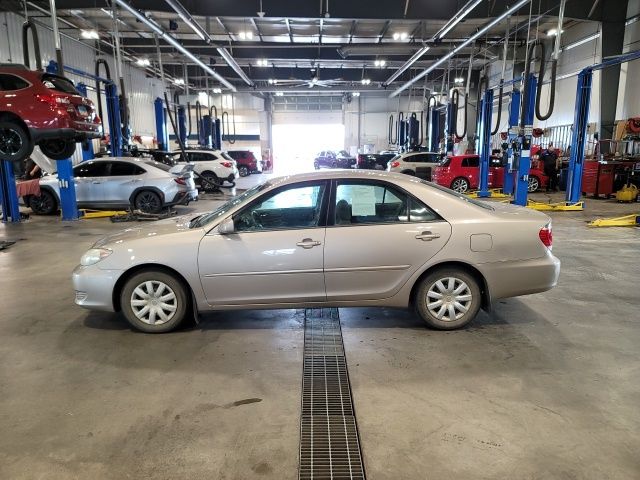 2006 Champagne Toyota Camry LE FWD Sedan