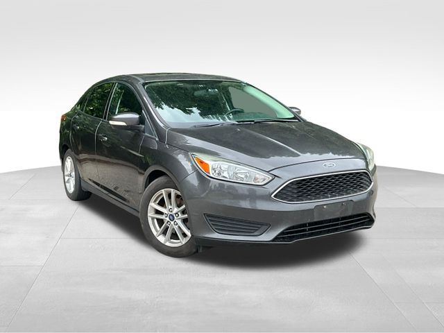 Gray (Magnetic) 2015 Ford Focus SE Sedan Front-Wheel Drive 6-Speed Automatic
