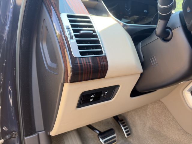 2015 Land Rover Range Rover Thumbnail