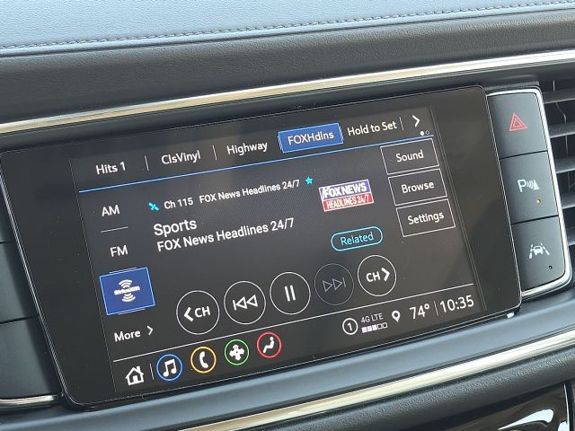 2022 Buick Enclave Essence:C02611