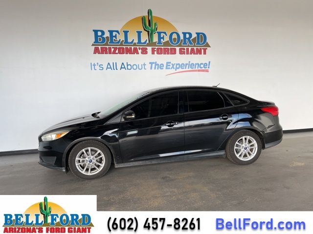 2016 Ford Focus SE 11