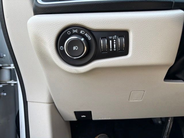 2019 Chrysler Pacifica Touring L White at Bob Ruth Ford