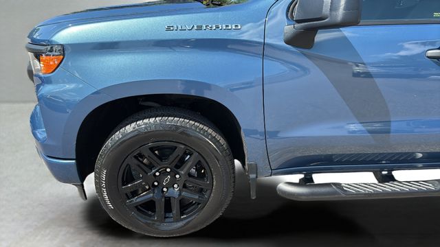 Used 2024 Blue Chevrolet Custom image 35