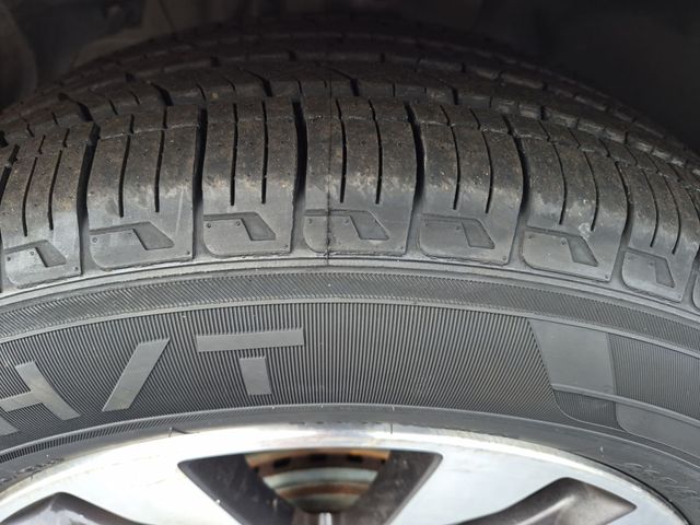 Used 2024  Honda EX-L image 11