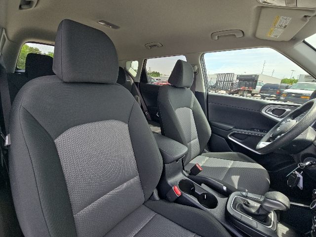 2025 Kia Soul LX:B02321
