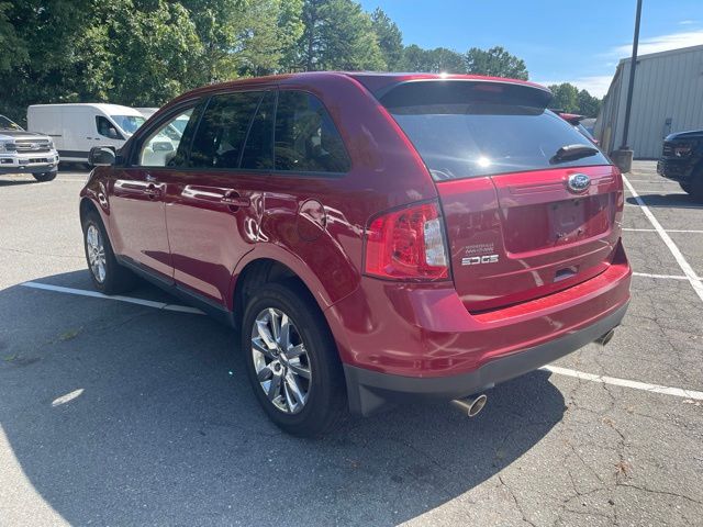 Used 2013 Red Ford SEL image 3