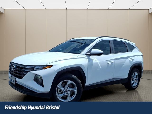 White Pearl 2024 Hyundai Tucson SUV / Crossover All-Wheel Drive 8-Speed Automatic