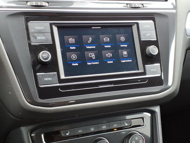2023 Volkswagen Tiguan - Image 16