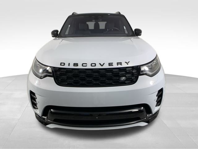 2022 Land Rover Discovery S R-Dynamic 8