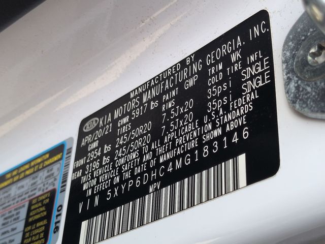 Used 2021 White Kia S image 36