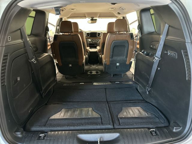 2017 Chrysler Pacifica Limited White at Auto Express Mitsubishi