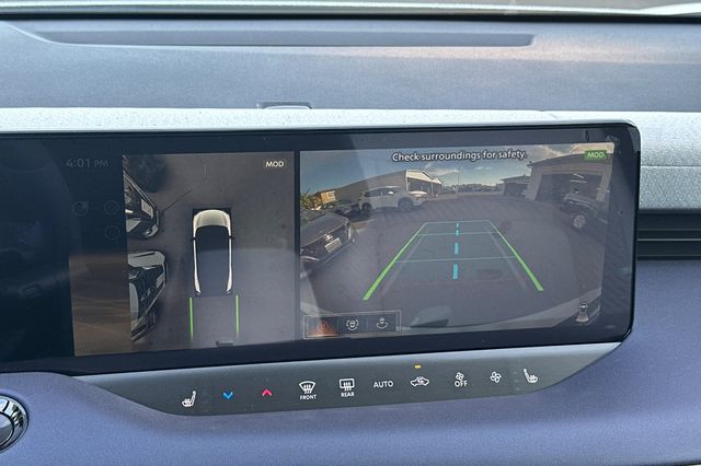 2026 Nissan LEAF Platinum+ - Photo 17