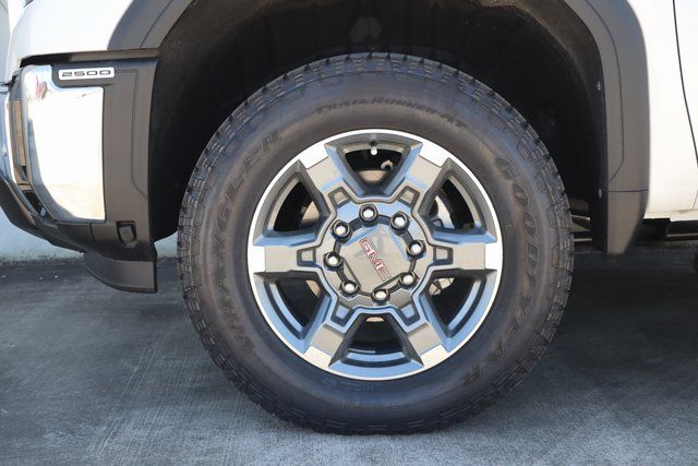 2025 GMC Sierra 2500HD SLT - 8