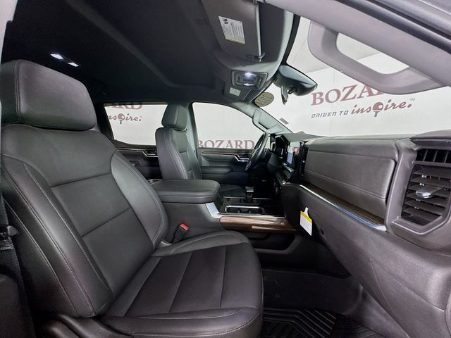 2024 Sterling Gray Metallic Chevrolet Silverado 1500 LT Trail Boss 4X4 Truck