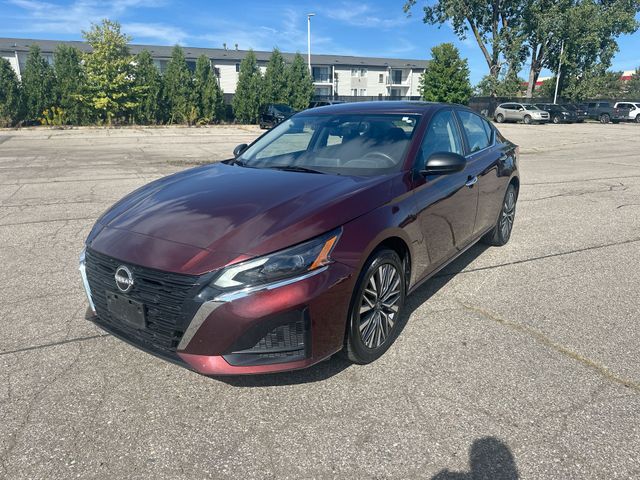 Garnet Pearl Metallic 2025 Nissan Altima Sedan All-Wheel Drive Continuously Variable Transmission