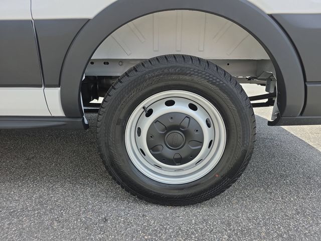 New 2026 Oxford White Ford Cargo Van image 30