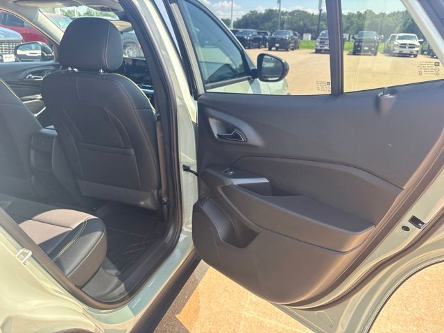 New 2026 Chevrolet Trax SUV