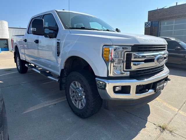 2017 Ford F-250 Super Duty XLT Crew Cab 4WD