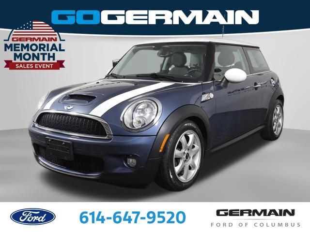 Horizon Blue Metallic 2010 MINI Cooper S Hatchback Front-Wheel Drive 6-Speed Manual Overdrive