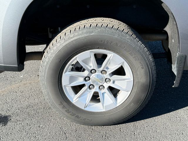 used 2021 Chevrolet Silverado 1500 car, priced at $34,393